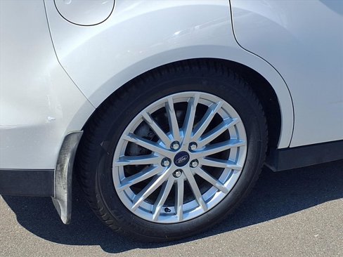 Used 2013 Ford C-MAX SEL image 28