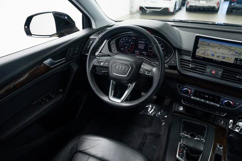 Used 2019 Audi Q5 2.0T Premium Plus w/ Premium Plus Package image 10