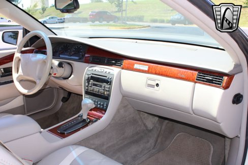 Used 2002 Cadillac Eldorado Collector's Edition image 23