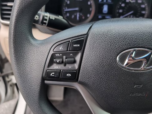 Used 2020 Hyundai Tucson SE w/ Cargo Package image 19