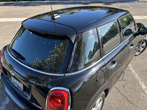 Used 2016 MINI Cooper 4-Door Hardtop image 16