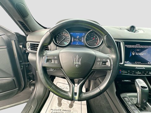 Used 2019 Maserati Levante image 13