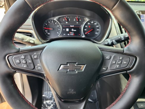 Used 2023 Chevrolet Equinox RS w/ RS Leather Package image 34