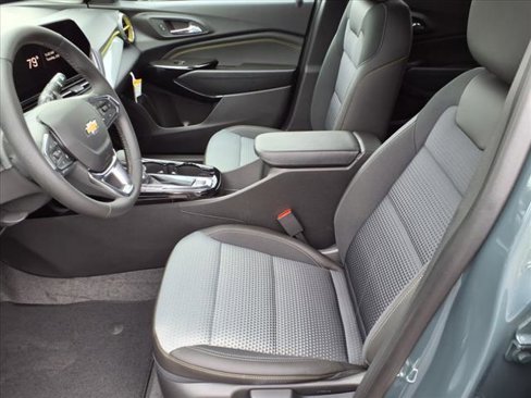 New 2025 Chevrolet Trax LT w/ Driver Confidence Package image 8