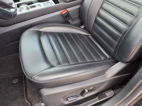 Used 2022 Ford Edge SEL image 11