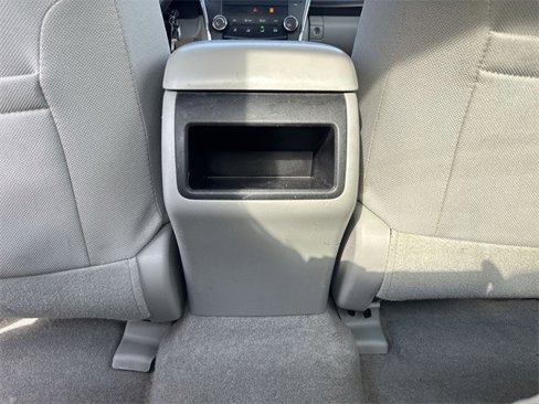 Used 2017 Toyota Camry LE image 24