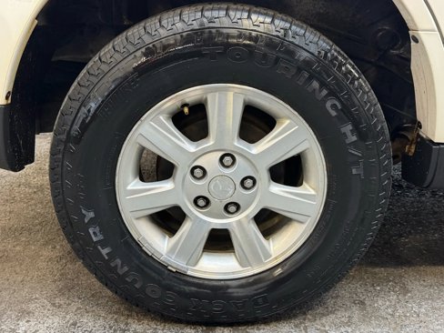 Used 2011 MAZDA Tribute i Sport image 9