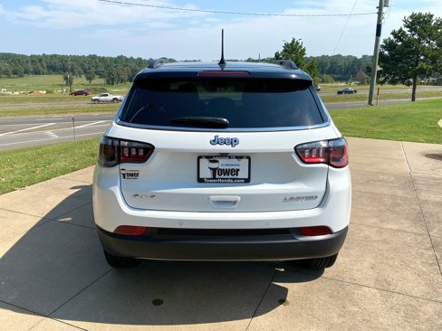 Used 2024 Jeep Compass Limited image 5