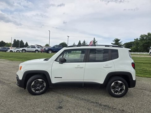Used 2017 Jeep Renegade Sport w/ Power & Air Group image 11