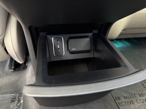 Used 2020 Mercedes-Benz GLS 450 4MATIC image 37