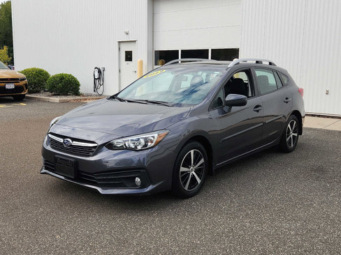 Used 2022 Subaru Impreza 2.0i Premium image 3