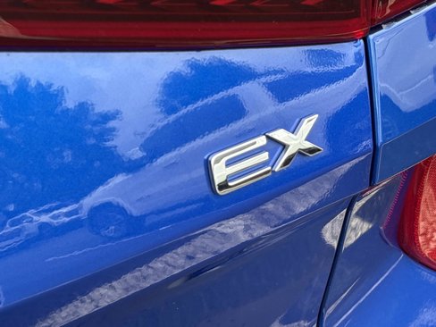 Used 2021 Kia Seltos EX image 28