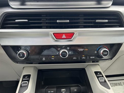 Used 2020 Kia Telluride S w/ S 8 Passenger Seating Package image 20