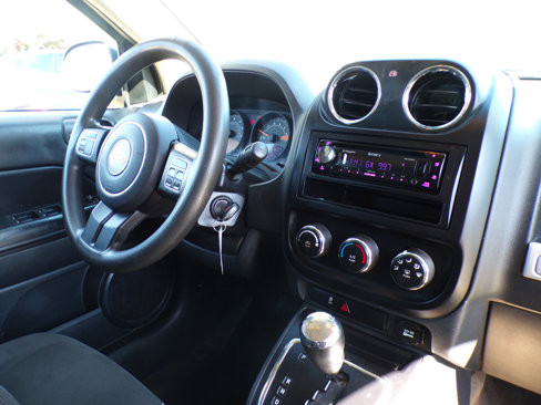 Used 2016 Jeep Compass Sport w/ Power Value Group image 15