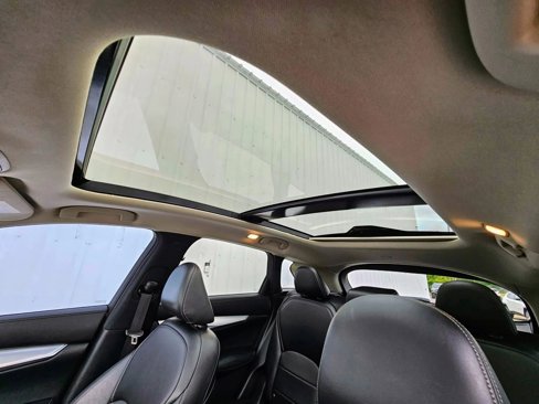 Used 2019 INFINITI QX50 Luxe w/ Navigation Package image 10