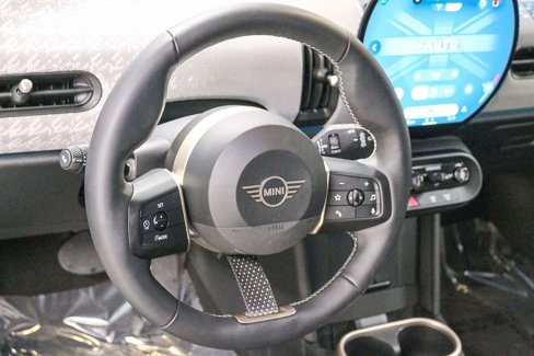 Used 2025 MINI Cooper S image 15