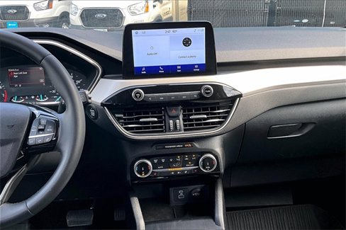 Used 2022 Ford Escape SE w/ Convenience Package image 6