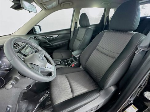 Certified 2020 Nissan Rogue SV image 12