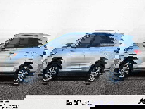 Used 2019 Kia Sorento LX w/ LX Convenience Package image 2