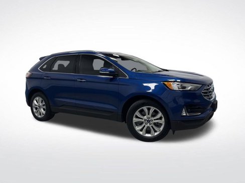Used 2020 Ford Edge Titanium image 42