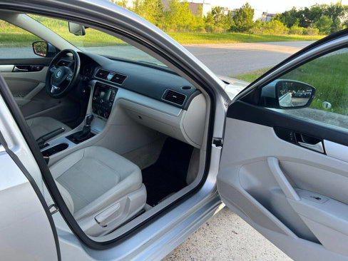 Used 2013 Volkswagen Passat TDI SE image 23