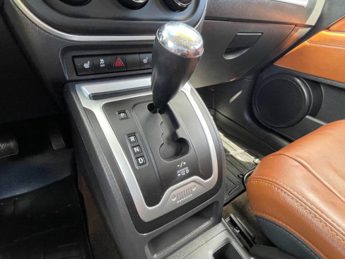Used 2014 Jeep Compass Limited w/ Mopar Trailer Tow Group image 15