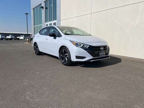 New 2025 Nissan Versa SR image 1