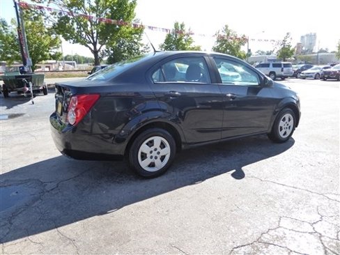 Used 2014 Chevrolet Sonic LS image 6