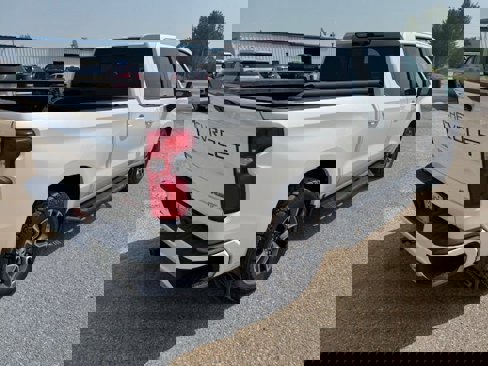 Used 2020 Chevrolet Silverado 1500 RST image 7