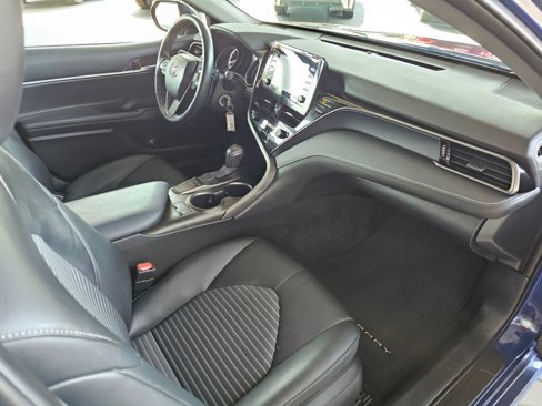 Used 2024 Toyota Camry SE w/ Cold Weather Package image 11