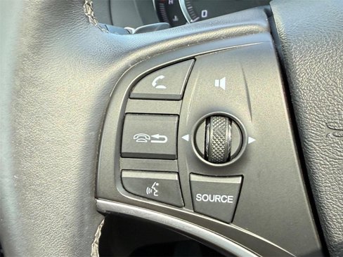 Used 2020 Acura MDX SH-AWD image 17