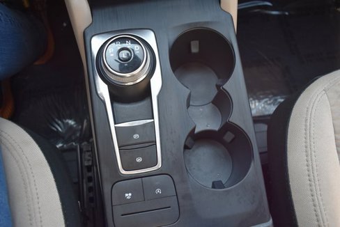 Used 2022 Ford Escape SE w/ Cold Weather Package image 30