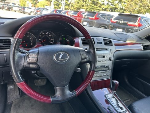 Used 2005 Lexus ES 330 image 18
