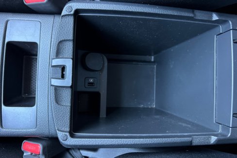 Used 2019 Nissan Rogue Sport S image 32