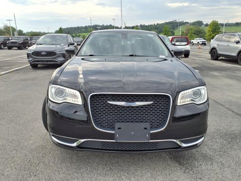 Used 2022 Chrysler 300 Touring image 20
