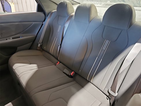 New 2025 Hyundai Elantra Blue image 13