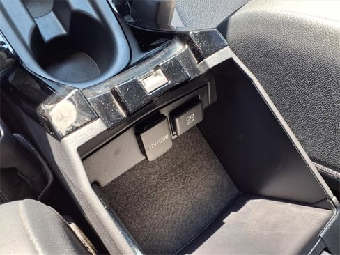 Used 2020 Toyota Corolla XSE image 7