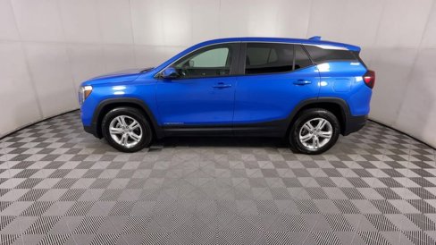 Used 2024 GMC Terrain SLE image 5