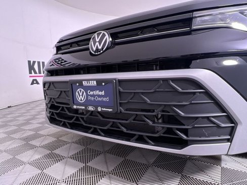 Used 2025 Volkswagen Taos S image 29