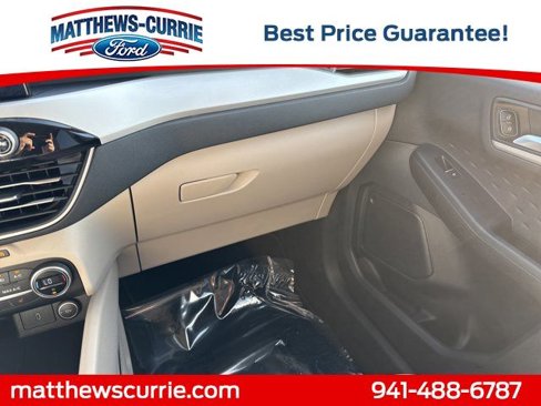 Certified 2020 Ford Escape SE image 24