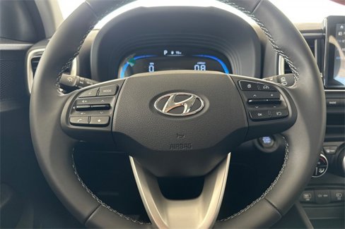 New 2025 Hyundai Venue SEL image 19