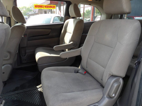 Used 2014 Honda Odyssey LX image 9