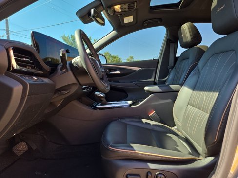 Used 2024 Buick Envista Avenir image 16