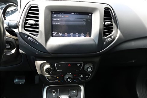 Used 2019 Jeep Compass Latitude image 21