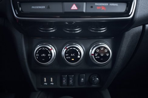 New 2025 Mitsubishi Outlander Sport LE image 41