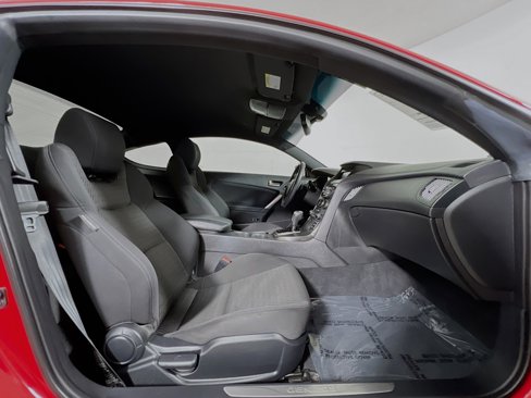 Used 2014 Hyundai Genesis 2.0T image 30