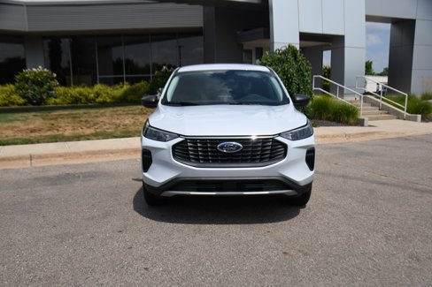 New 2025 Ford Escape Active image 10