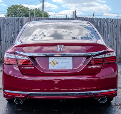 Used 2017 Honda Accord Sport image 4