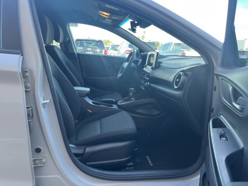 Certified 2022 Hyundai Kona SEL w/ Cargo Package image 28