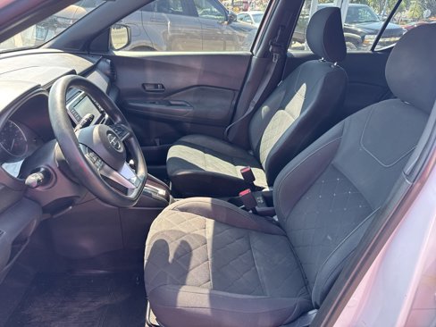 Used 2019 Nissan Kicks S image 5